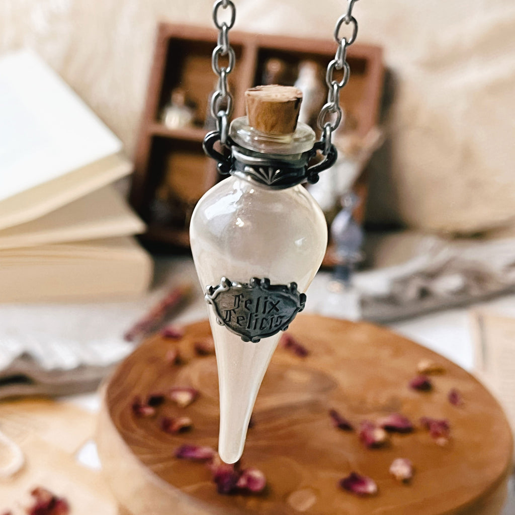 Product image Harry Potter - Felix Felicis Necklace incl. Display