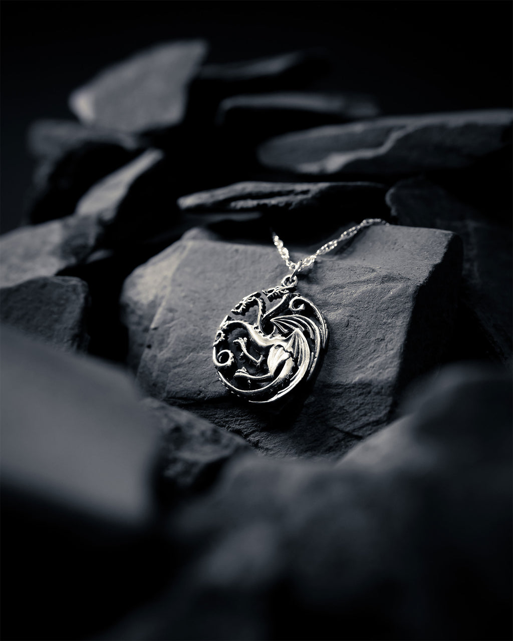 Immagine del prodotto Game of Thrones - Collana con stemma Targaryen