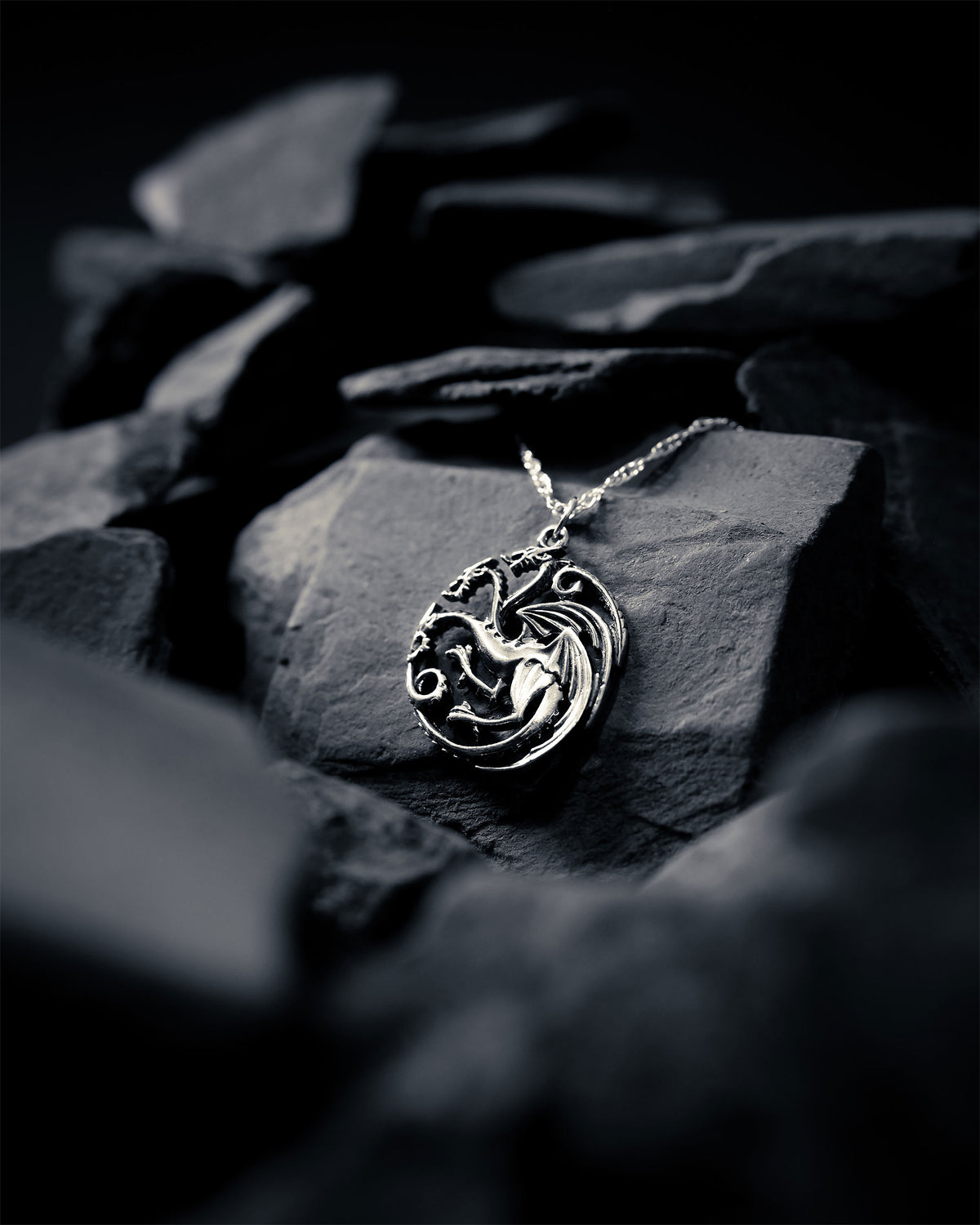 Immagine del prodotto Game of Thrones - Collana con stemma Targaryen