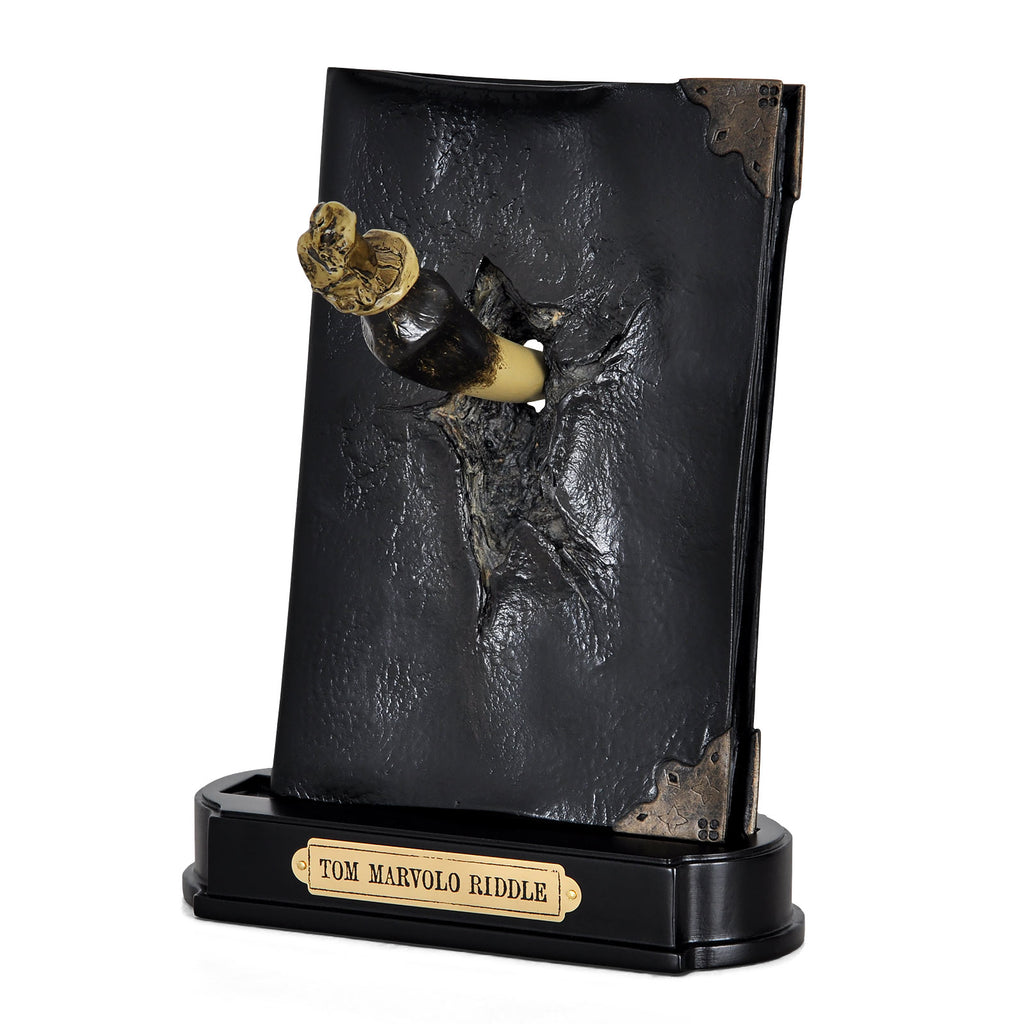Immagine del prodotto Harry Potter - Statua del diario di Riddle con dente di basilisco