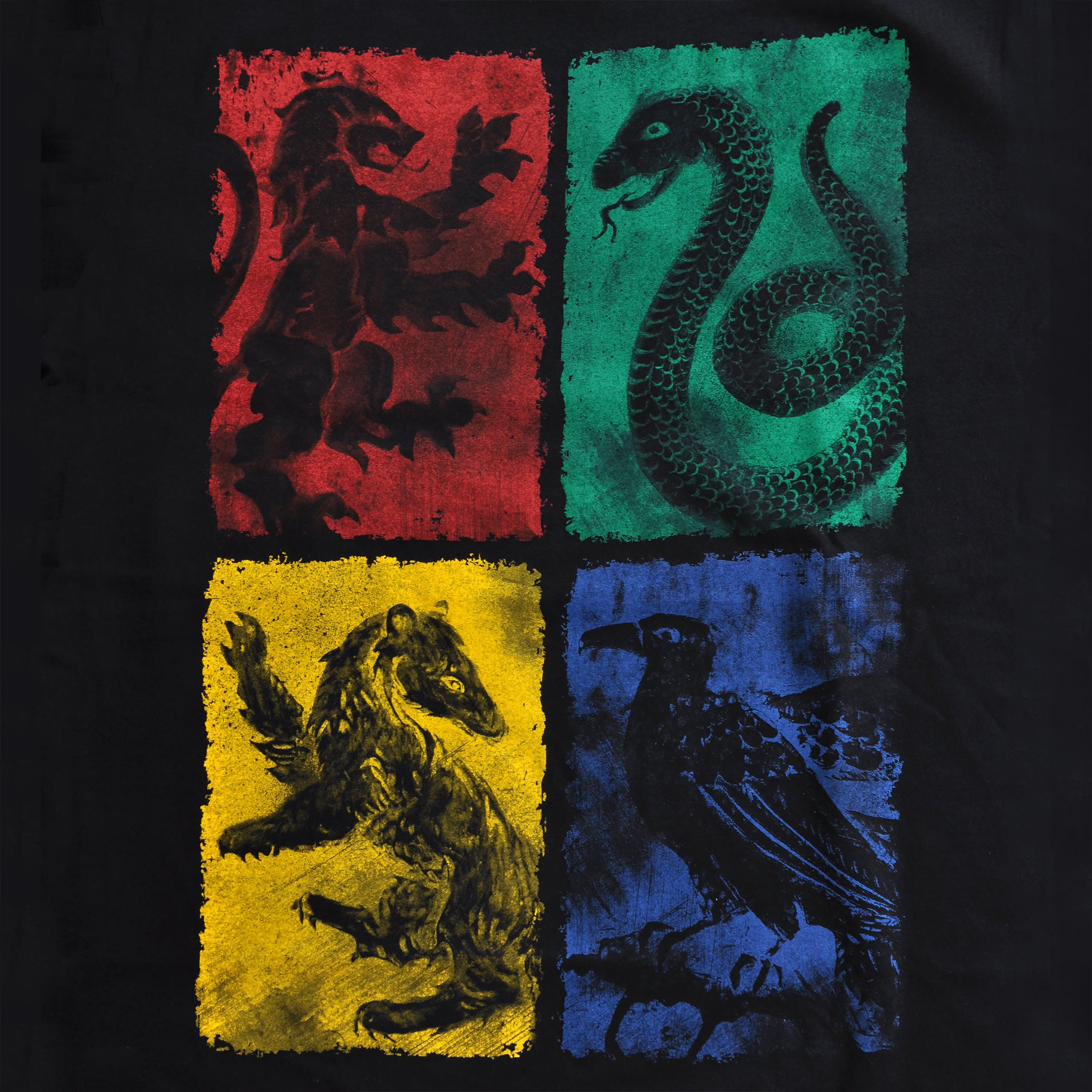 Immagine del prodotto Harry Potter - T-shirt nera con stemma di Hogwarts invecchiato
