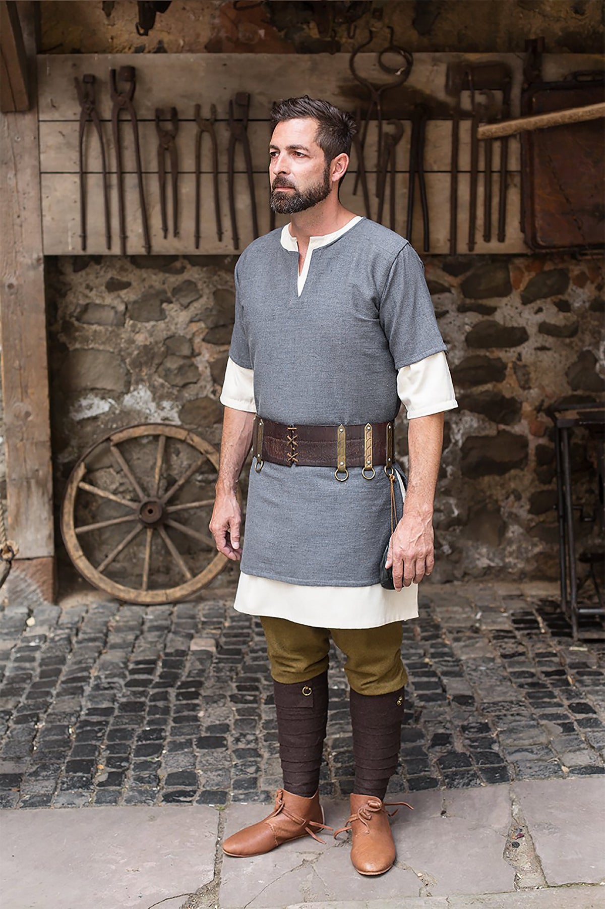 Immagine del prodotto Tunica medievale Aegir a maniche corte grigia