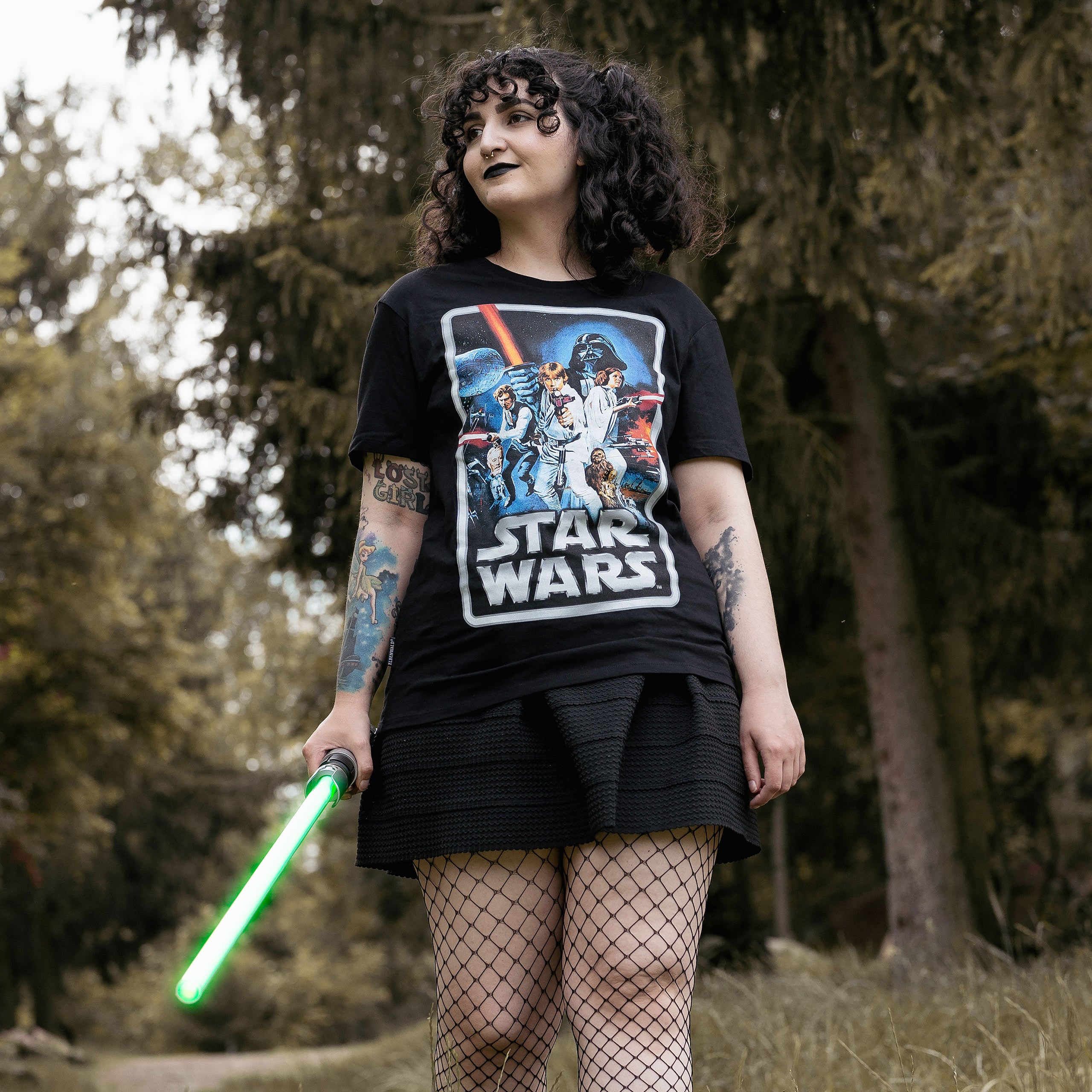 Immagine del prodotto Star Wars - T-shirt nera con poster retro del film