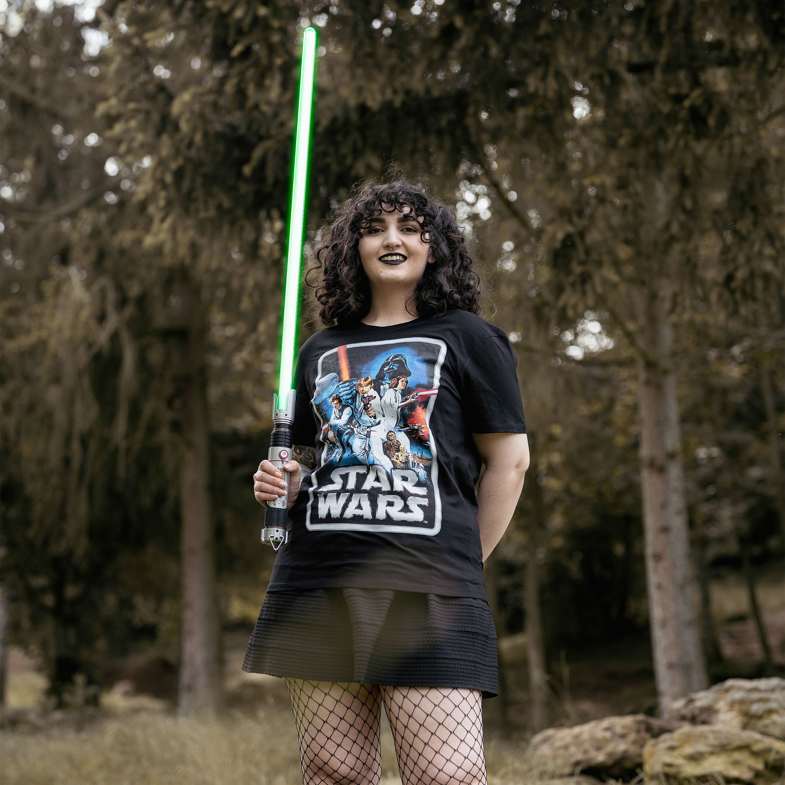 Immagine del prodotto Star Wars - T-shirt nera con poster retro del film