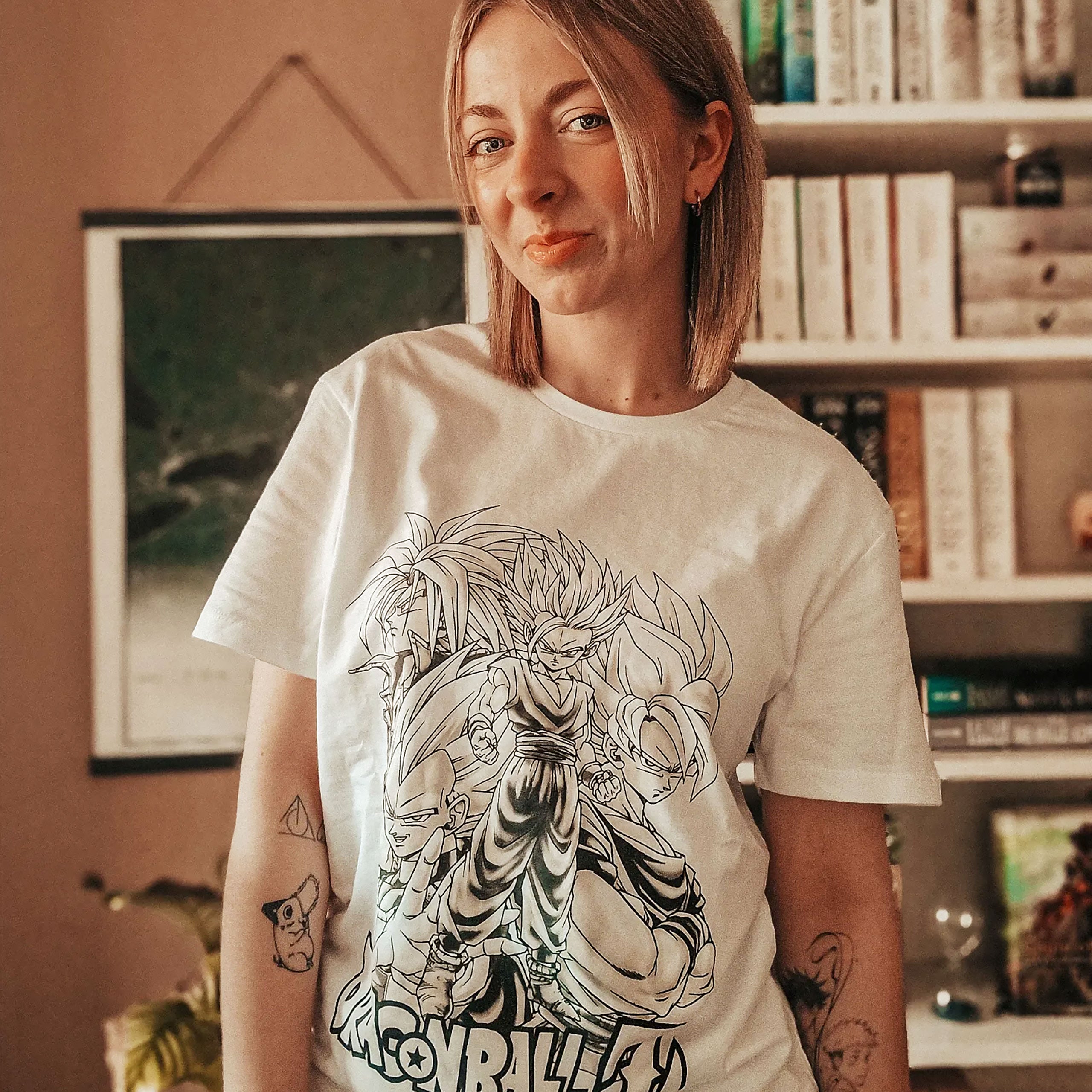 Immagine del prodotto Dragon Ball - T-shirt bianca del gruppo Saiyajin