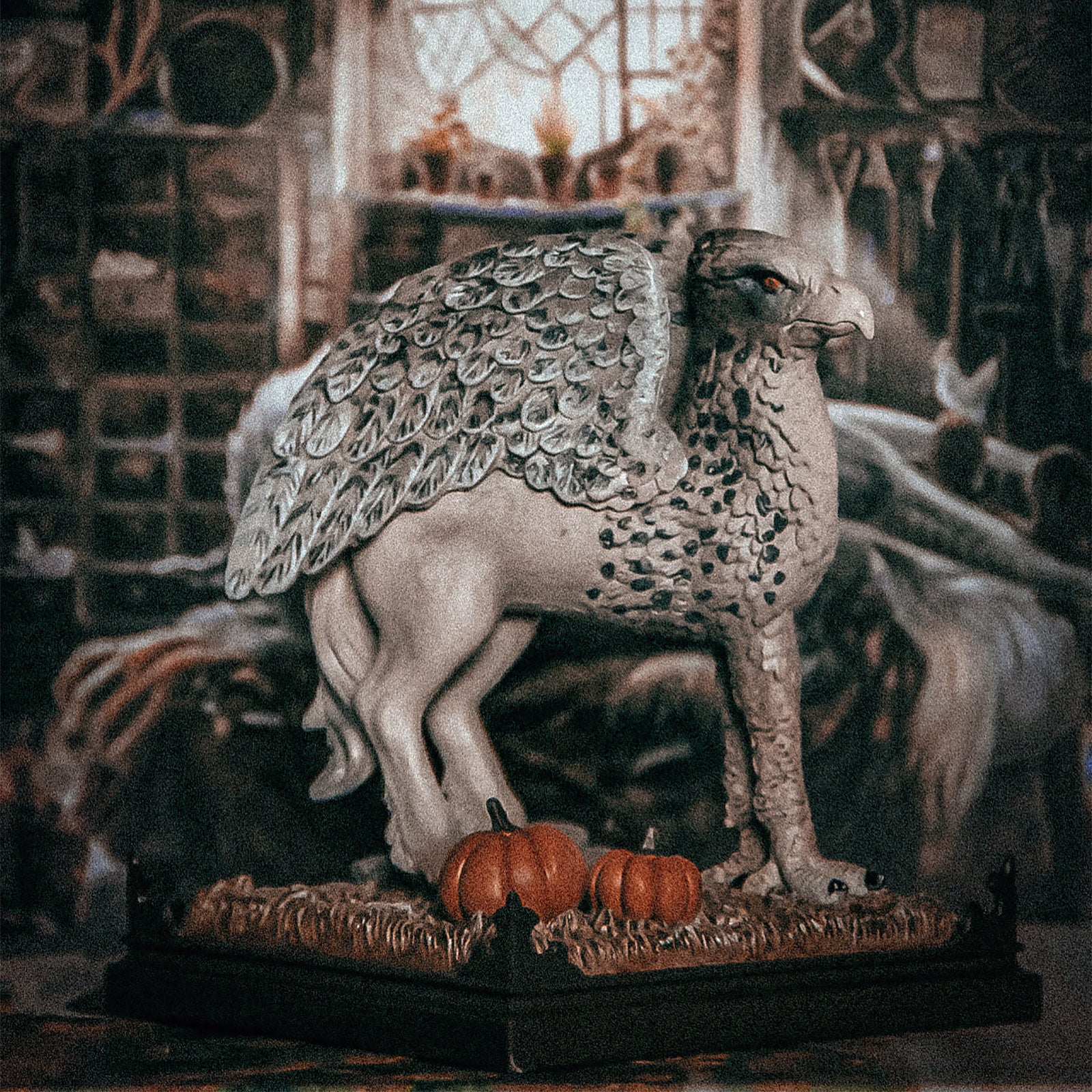 Immagine del prodotto Becco di Seta - Figura di Creature Magiche di Harry Potter