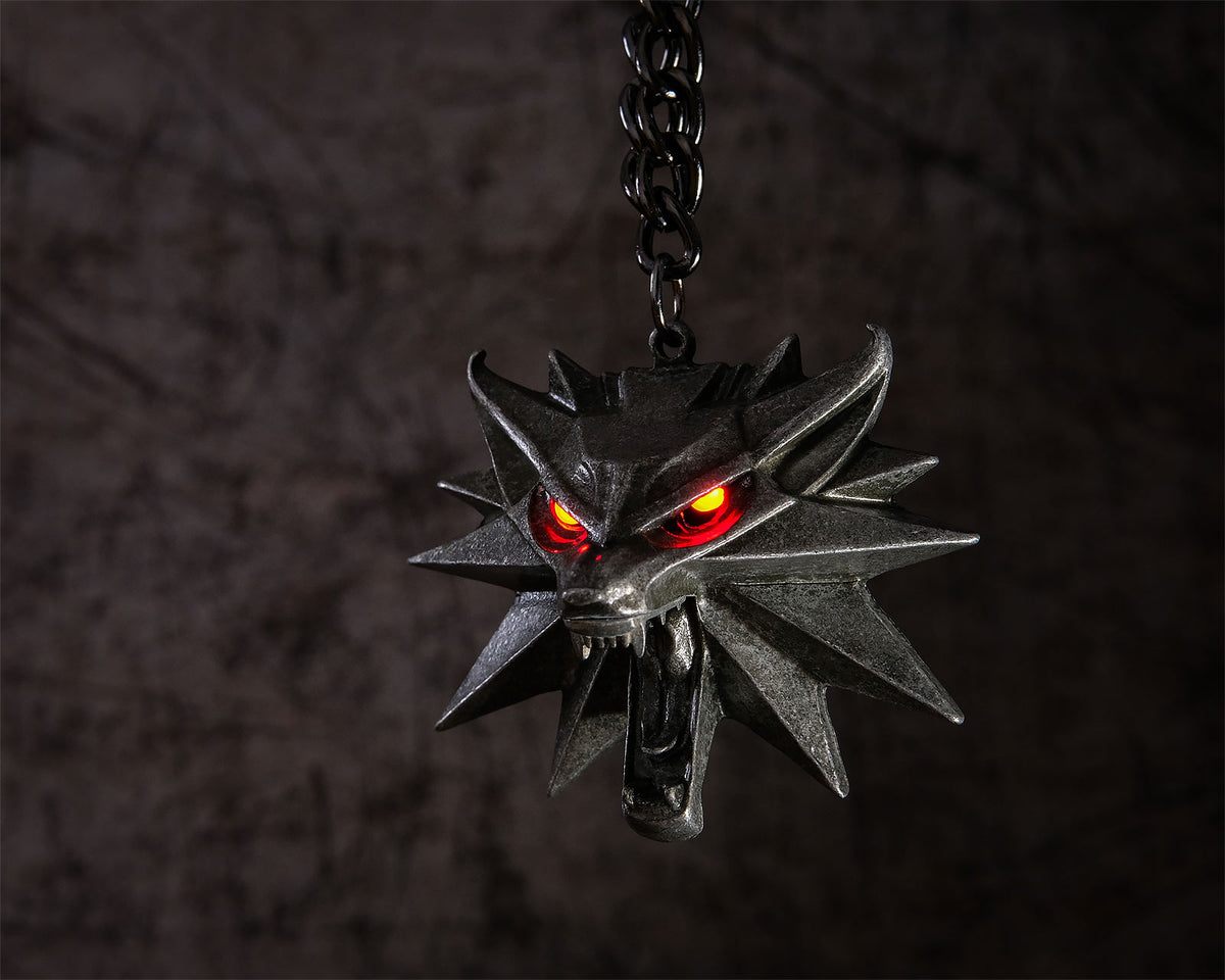 Product image Witcher - Wild Hunt medallion with LED eyes