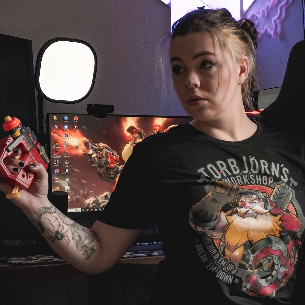 Immagine del prodotto Overwatch - Maglietta nera del laboratorio di Torbjörn