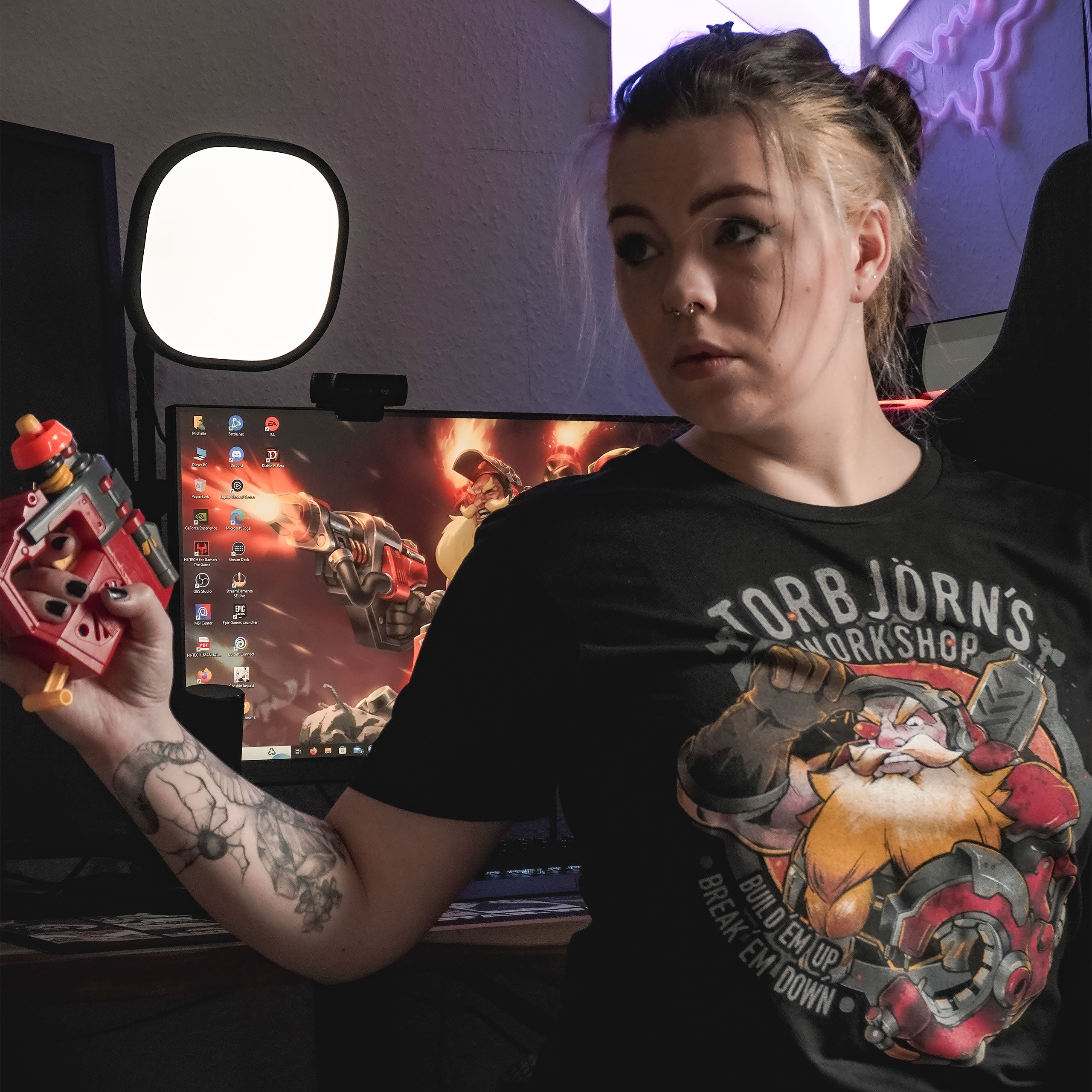 Immagine del prodotto Overwatch - Maglietta nera del laboratorio di Torbjörn