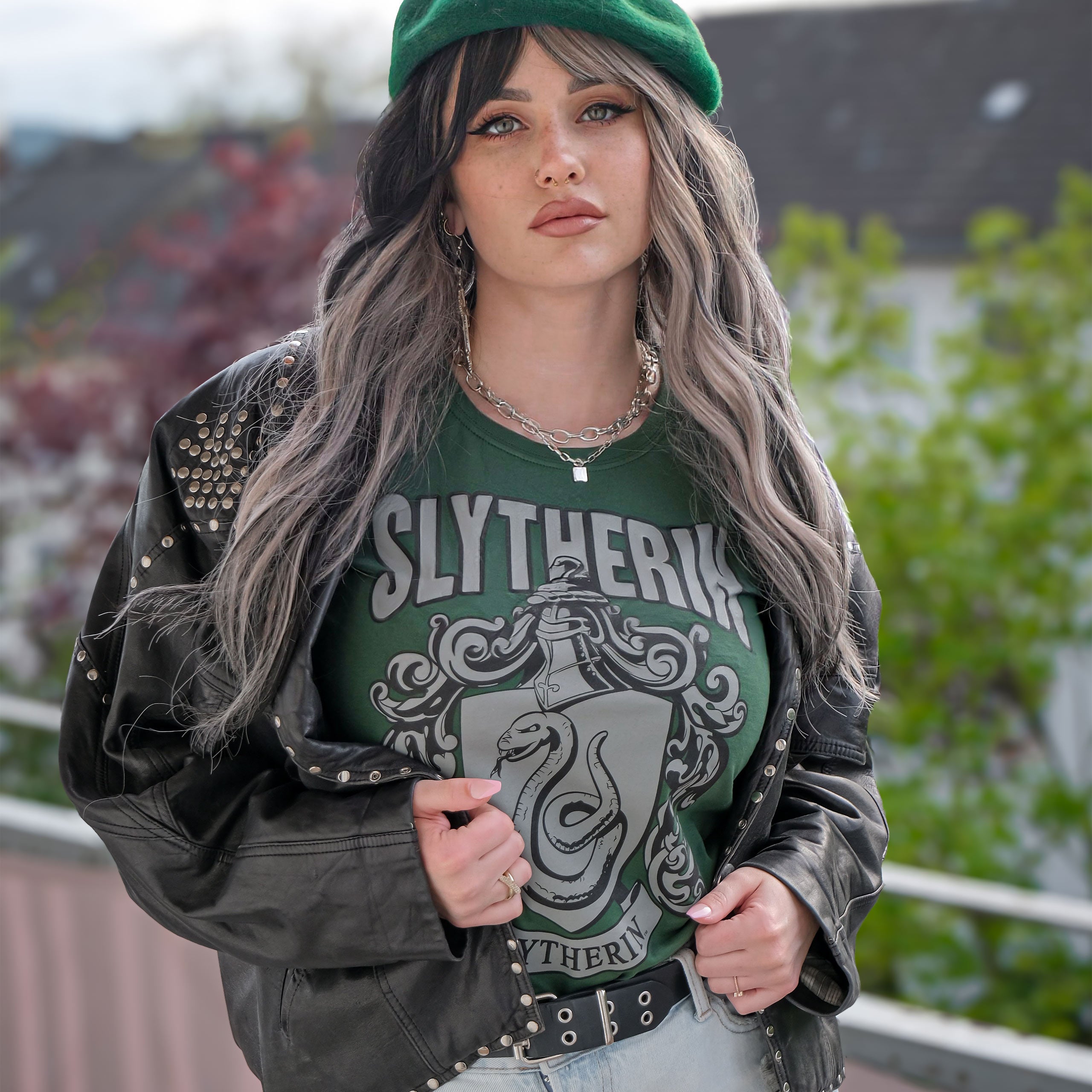 Immagine del prodotto Harry Potter - T-shirt da donna con stemma di Serpeverde verde