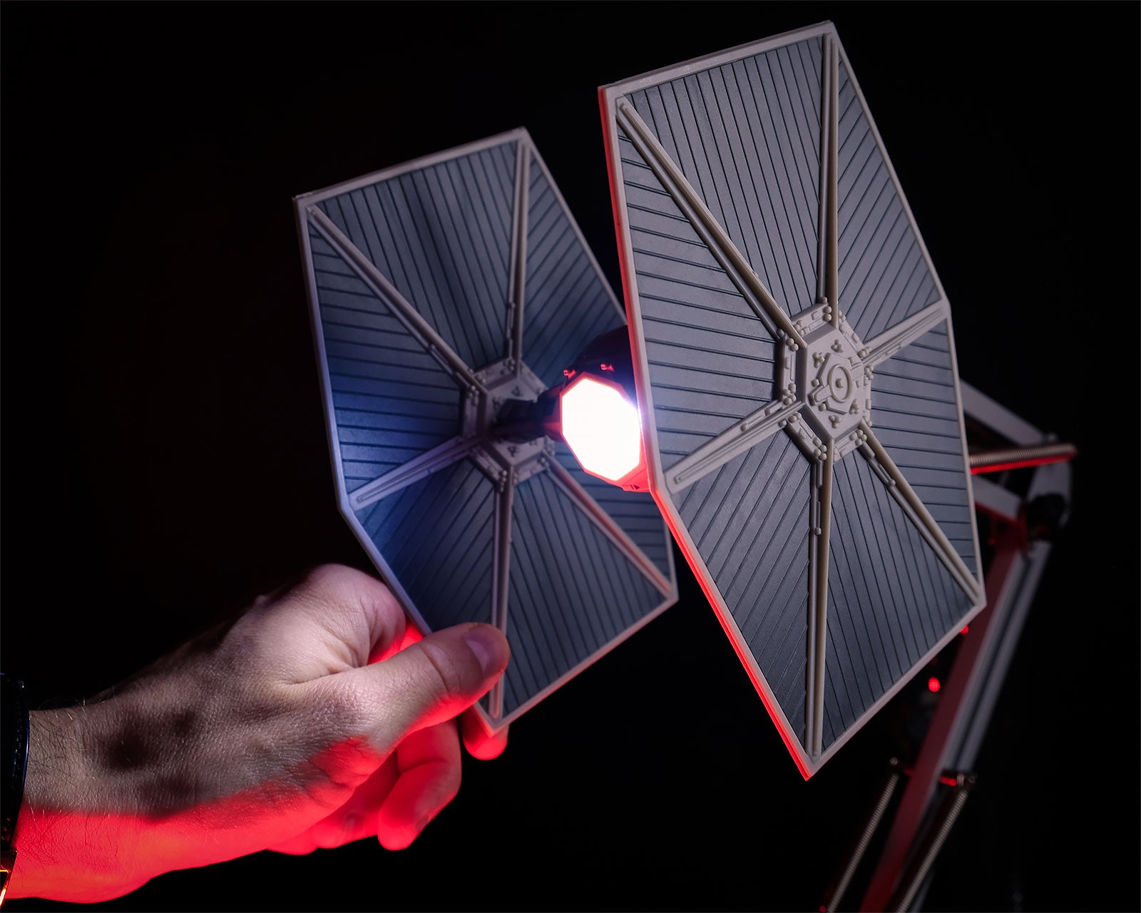 Product image Star Wars - Tie Fighter Table Lamp