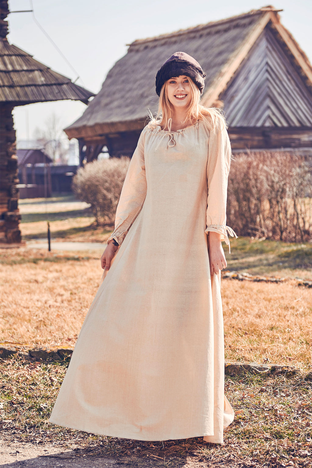 Immagine del prodotto Abito medievale a maniche lunghe beige