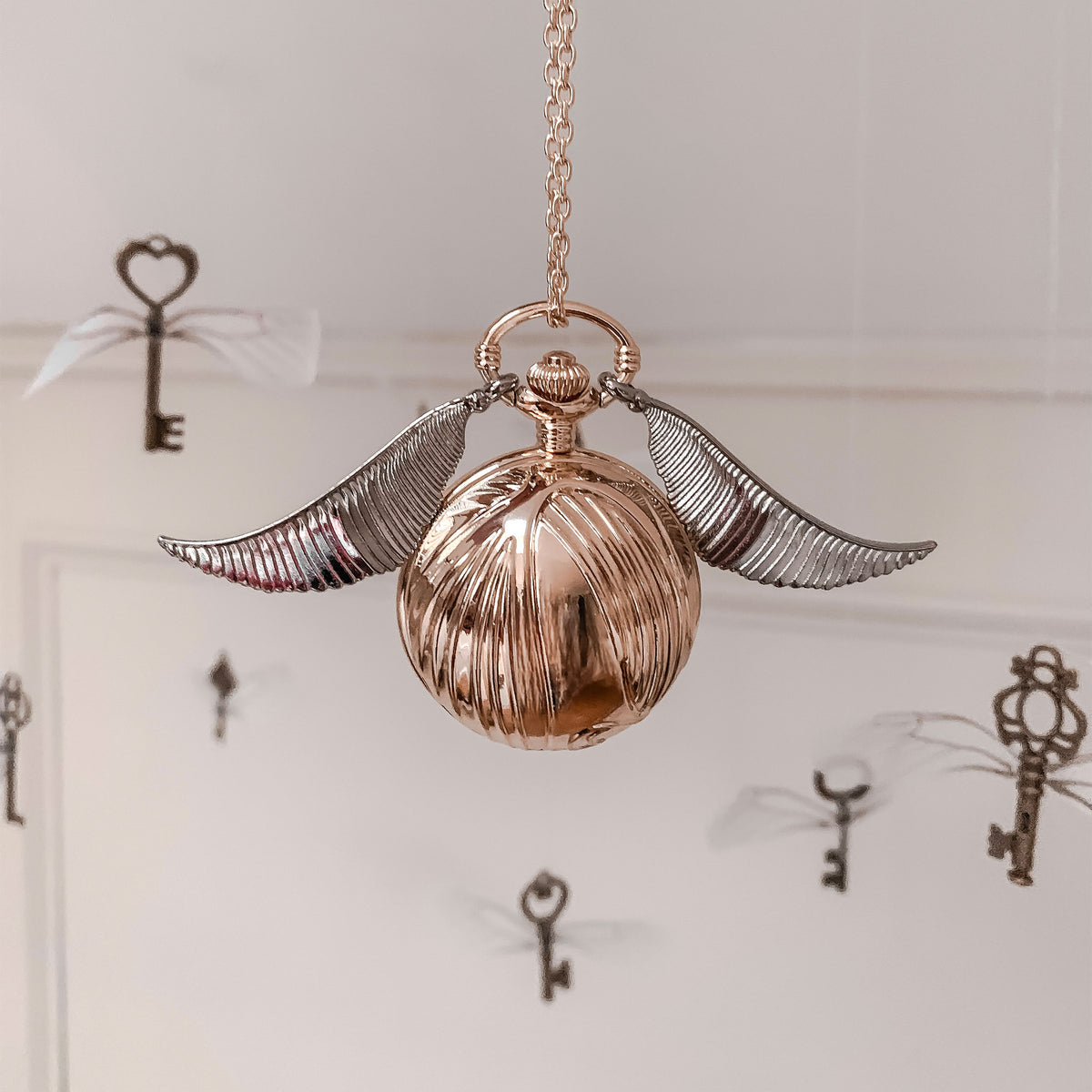 Product image Harry Potter - Golden Snitch Pocket Watch