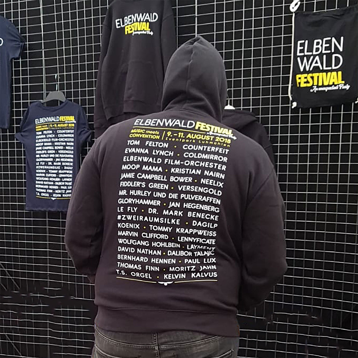 Immagine del prodotto Felpa con cappuccio nera del Festival Elbenwald