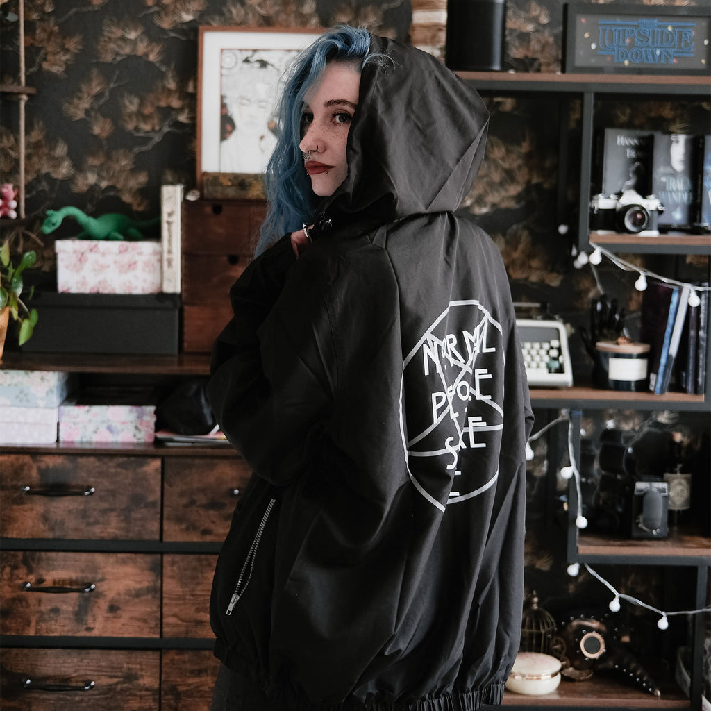 Product image American Horror Story - Normal People Scare Me Windbreaker