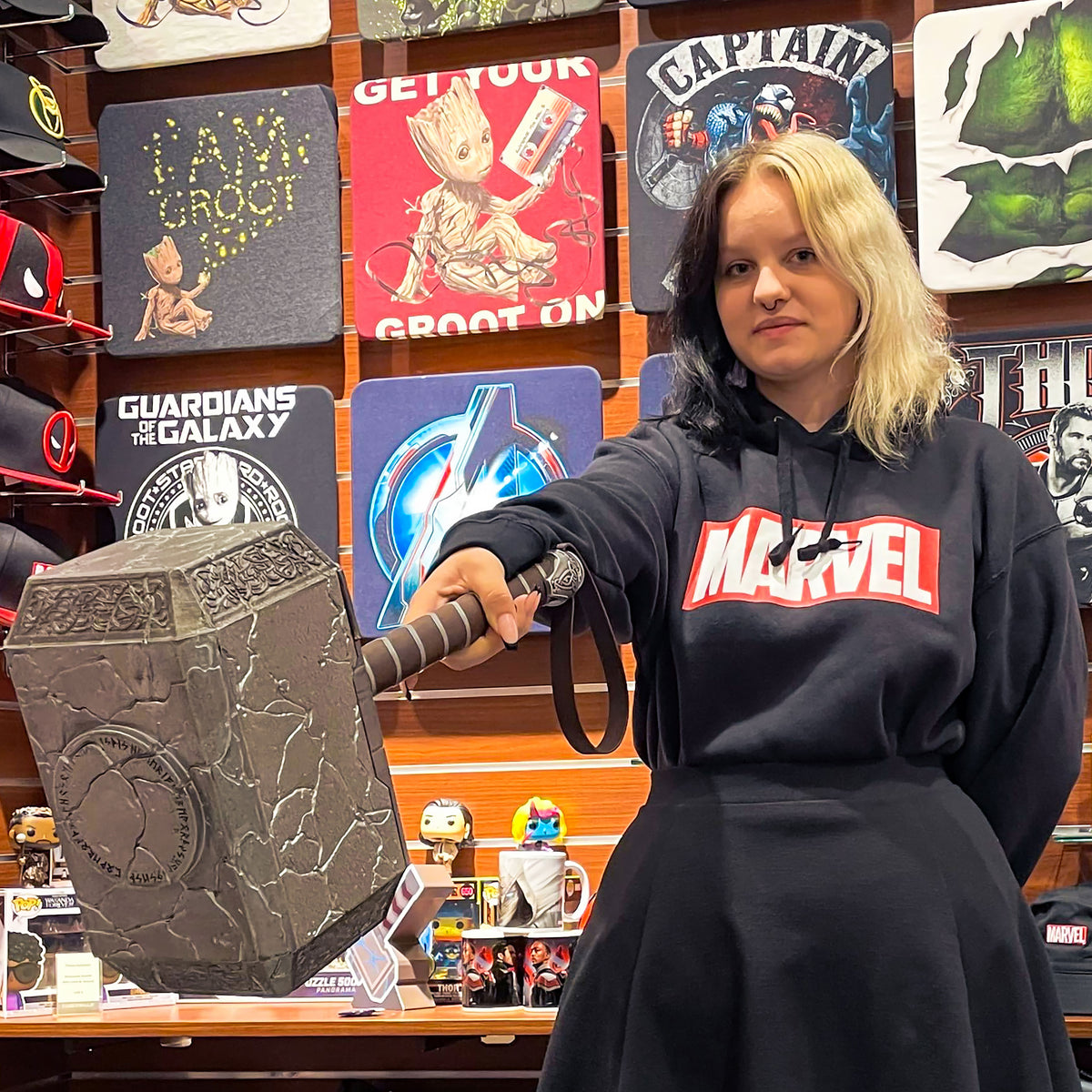 Immagine del prodotto Marvel - Felpa con cappuccio nera con logo