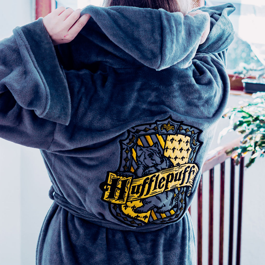 Immagine del prodotto Harry Potter - Accappatoio grigio con stemma Hufflepuff