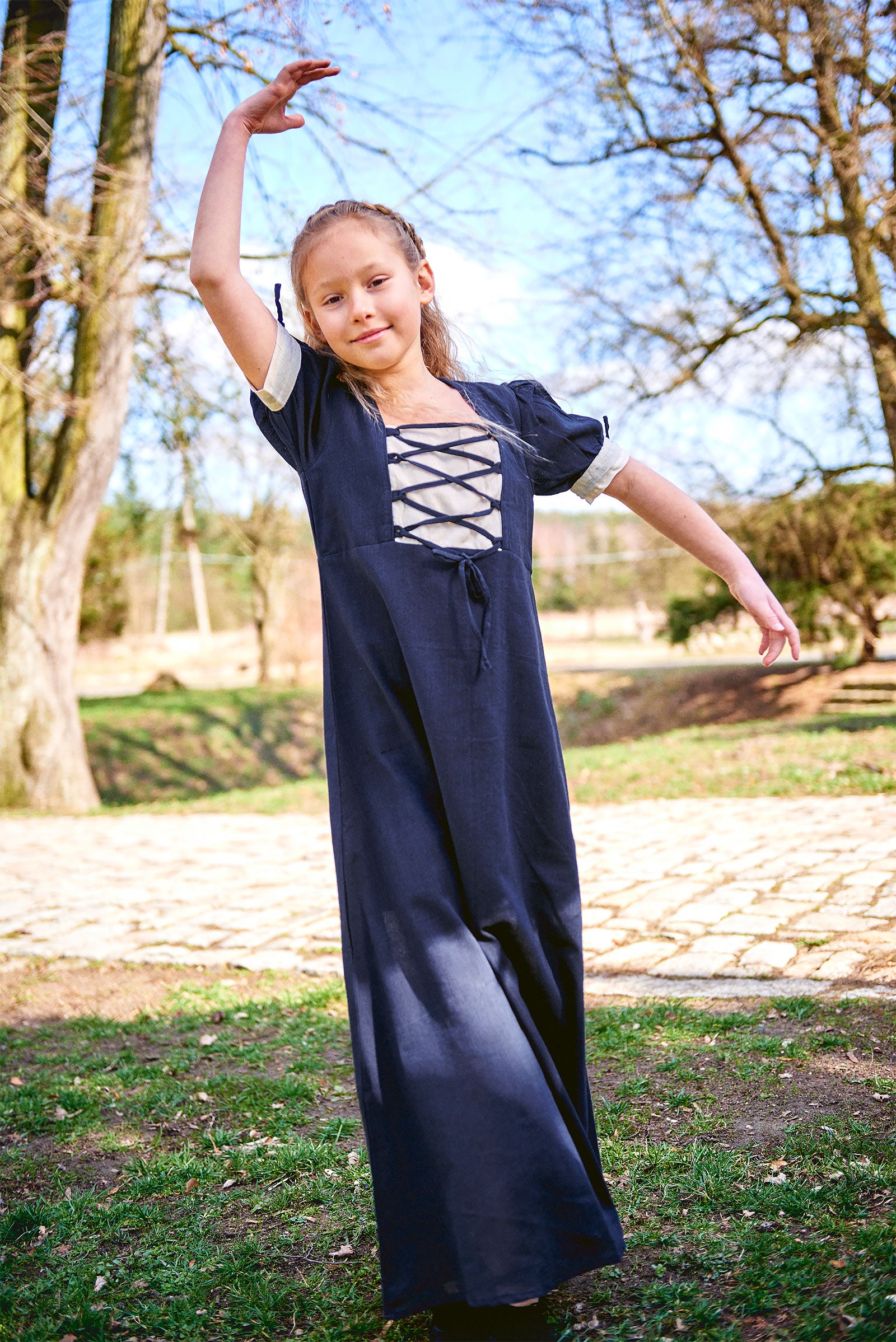 Immagine del prodotto Abito estivo medievale per bambini blu beige