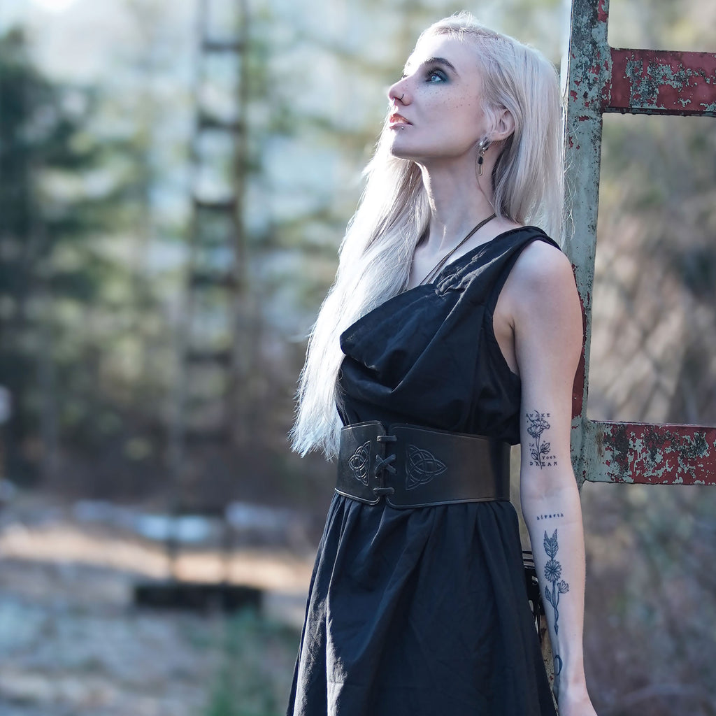 Immagine del prodotto Cintura medievale Alana con stampa celtica nera