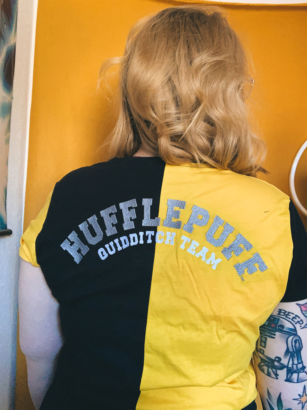 Immagine del prodotto Harry Potter - T-shirt del Torneo Hufflepuff giallo-nero