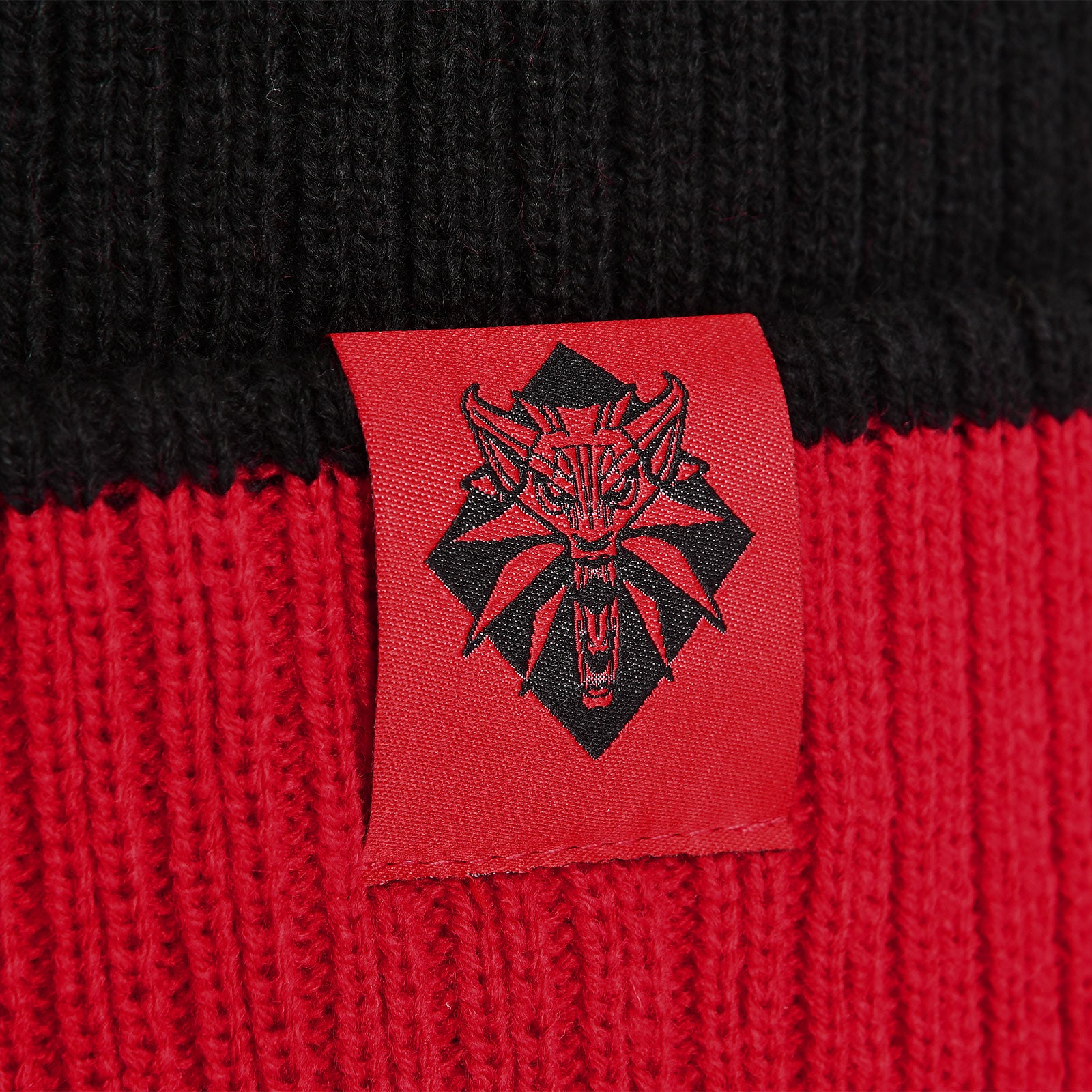 Immagine del prodotto Witcher - Cappello con Medaglione di Lupo