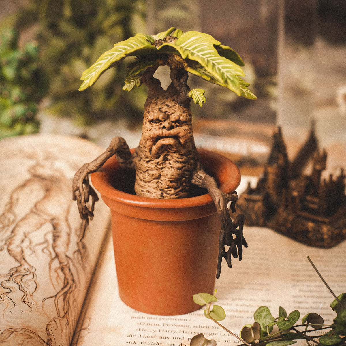 Immagine del prodotto Mandragora - Figura di creature magiche di Harry Potter