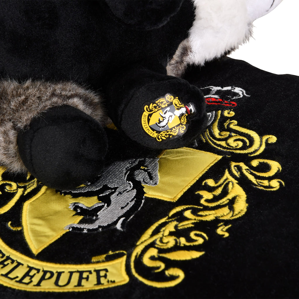 Immagine del prodotto Harry Potter - Cuscino con stemma di Hufflepuff con figura di peluche