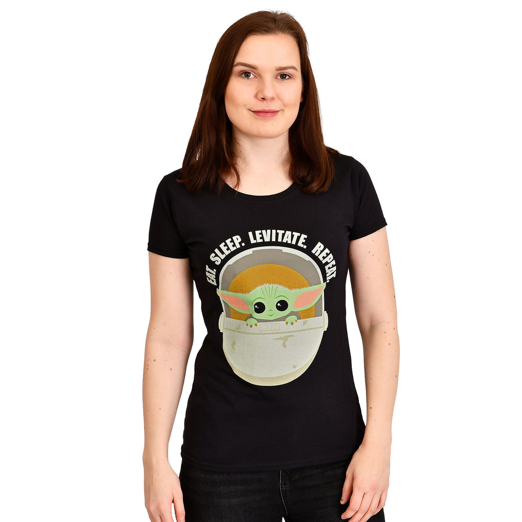 Immagine del prodotto T-shirt da donna The Child Daily Routine - Star Wars The Mandalorian