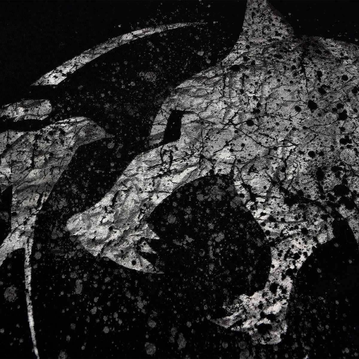 Immagine del prodotto T-shirt con emblema di lupo per fan di Witcher, nera