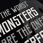 Immagine del prodotto T-shirt Monsters We Create per fan di Witcher nera