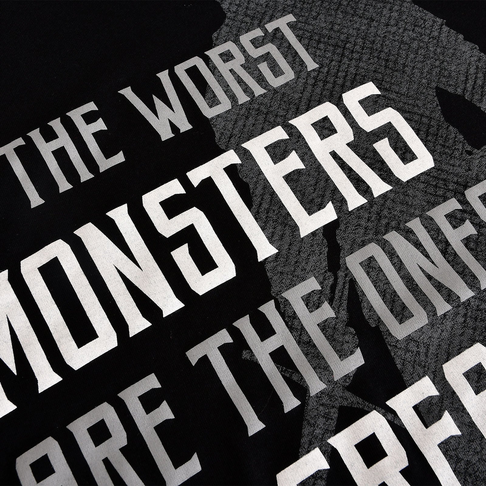 Immagine del prodotto T-shirt Monsters We Create per fan di Witcher nera