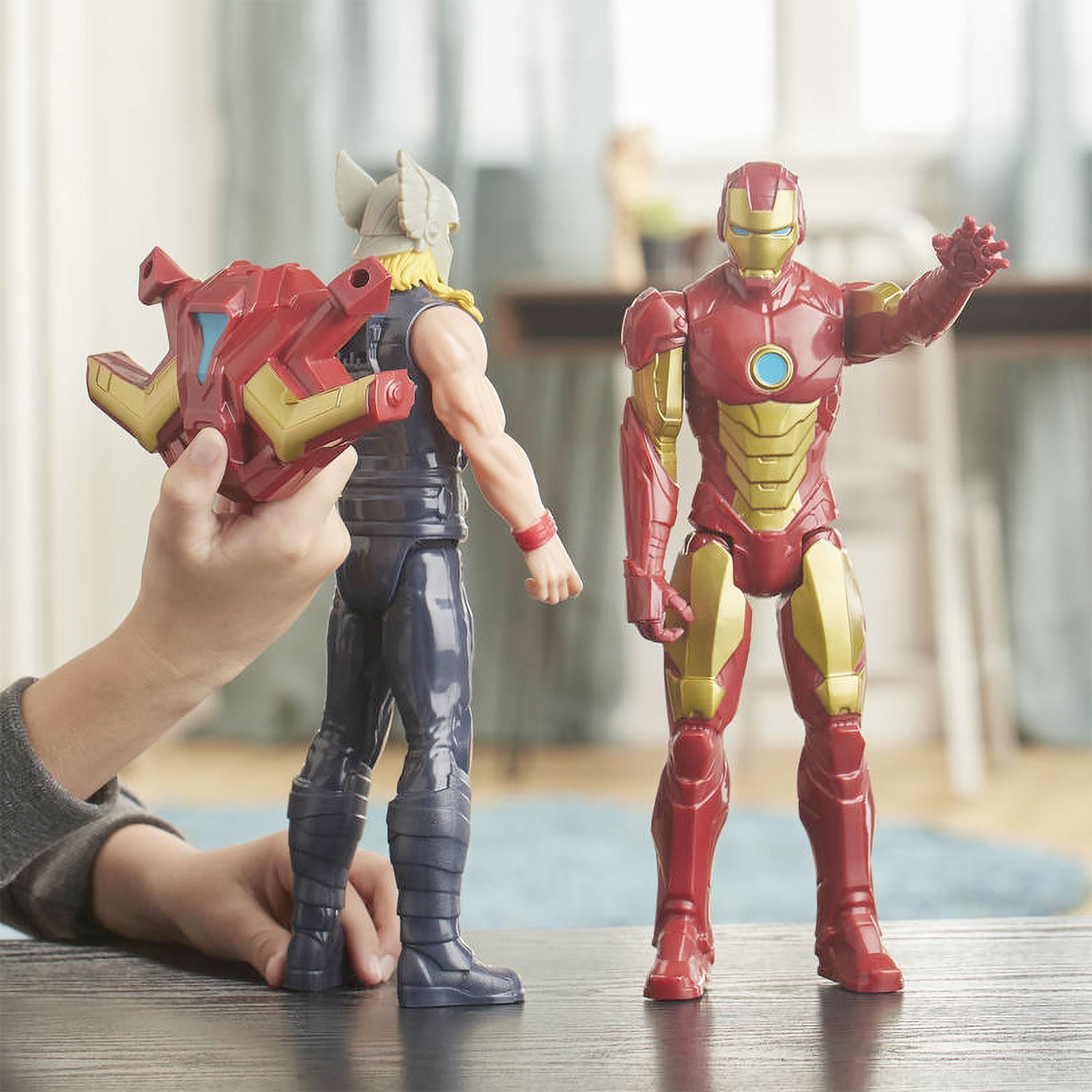 Immagine del prodotto Avengers - Action figure Iron Man Blast Gear 29 cm