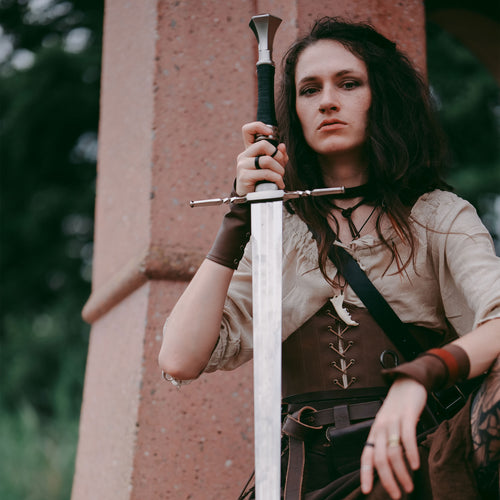 Immagine del prodotto Replica della spada d'acciaio di Geralt di Rivia con fodero per i fan di Witcher