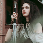 Immagine del prodotto Replica della spada d'acciaio di Geralt di Rivia con fodero per i fan di Witcher