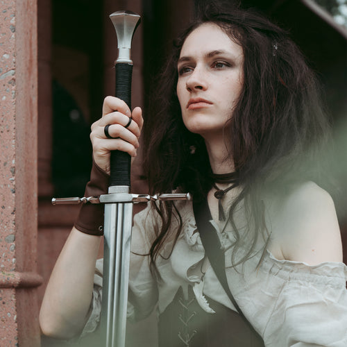 Immagine del prodotto Replica della spada d'acciaio di Geralt di Rivia con fodero per i fan di Witcher