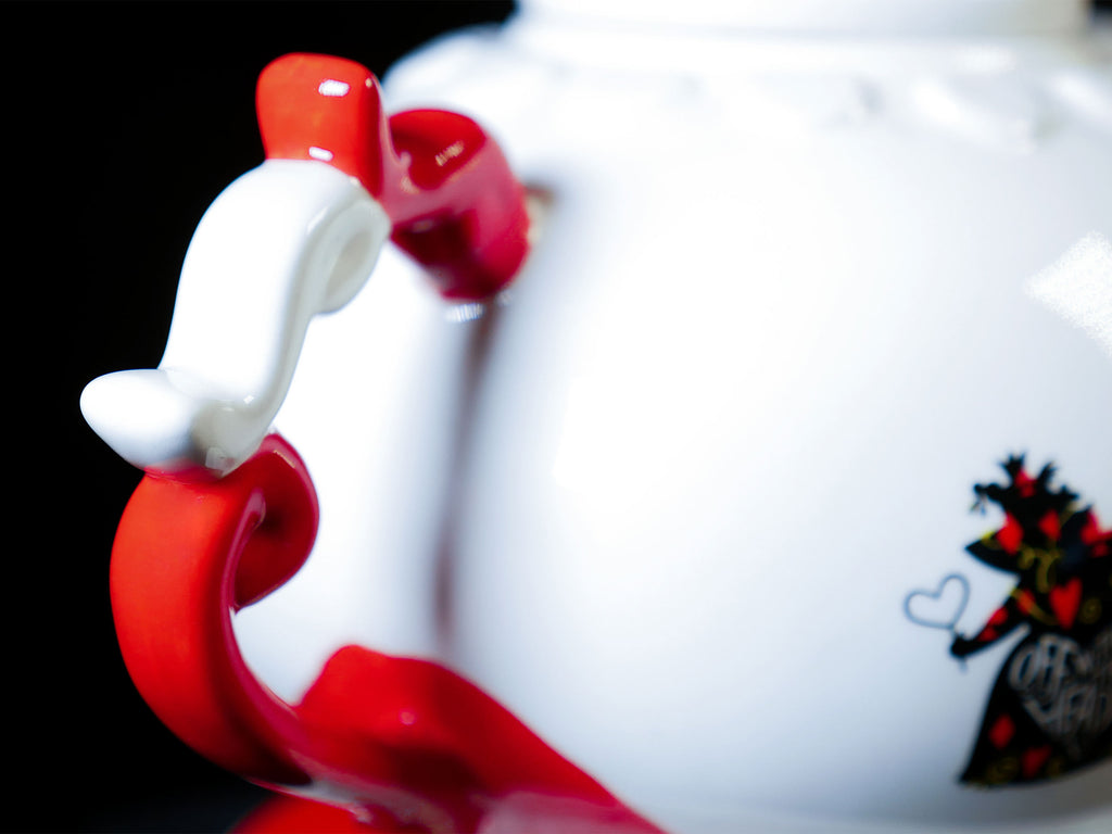Immagine del prodotto Alice nel Paese delle Meraviglie - Teiera della Regina di Cuori con sottotazza