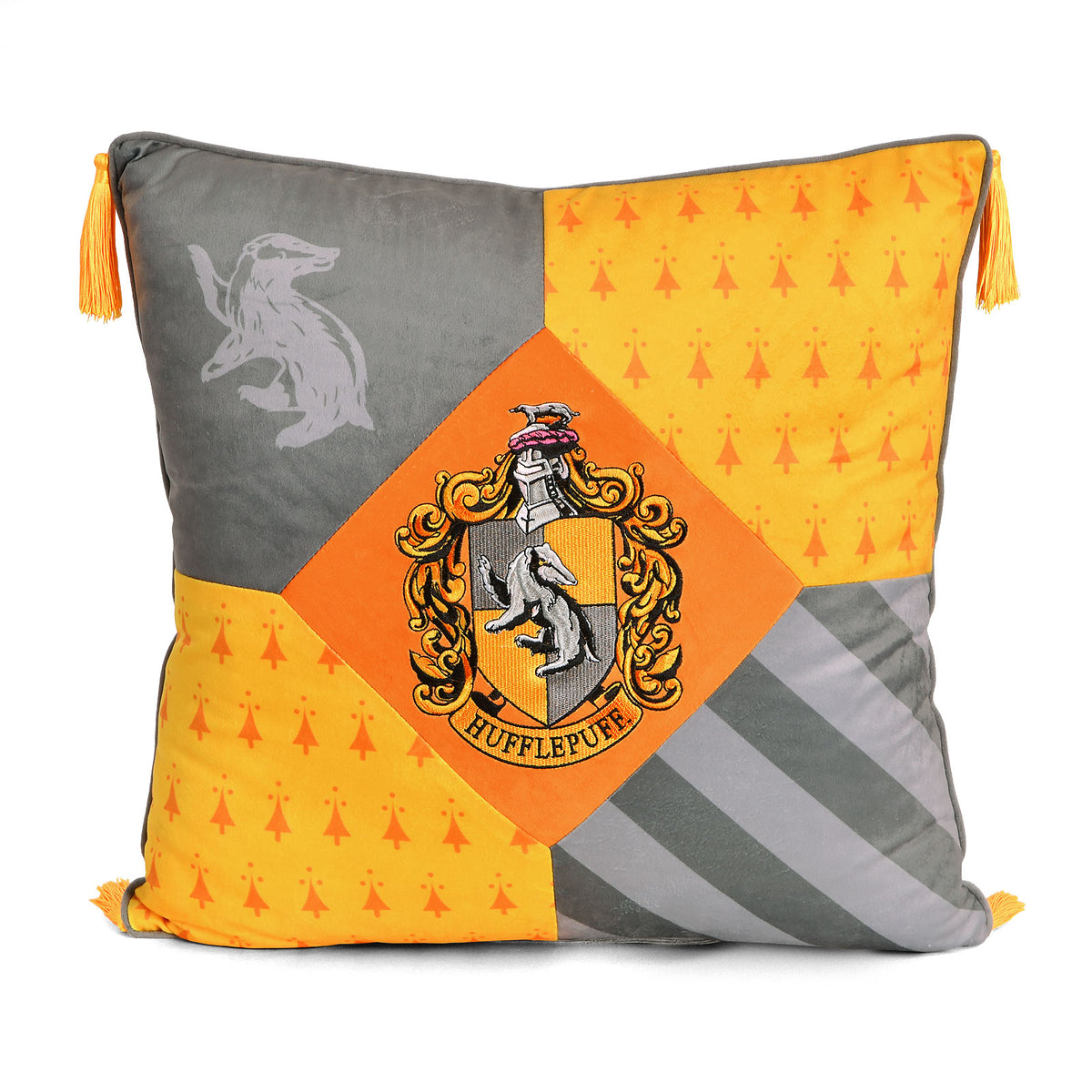 Immagine del prodotto Harry Potter - Cuscino Tassorosso con nappine deluxe