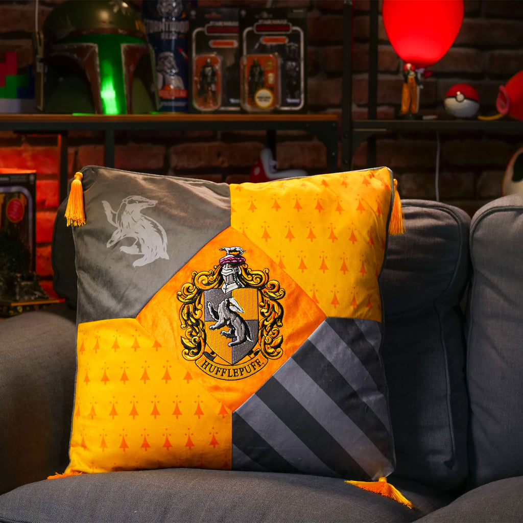 Immagine del prodotto Harry Potter - Cuscino Tassorosso con nappine deluxe