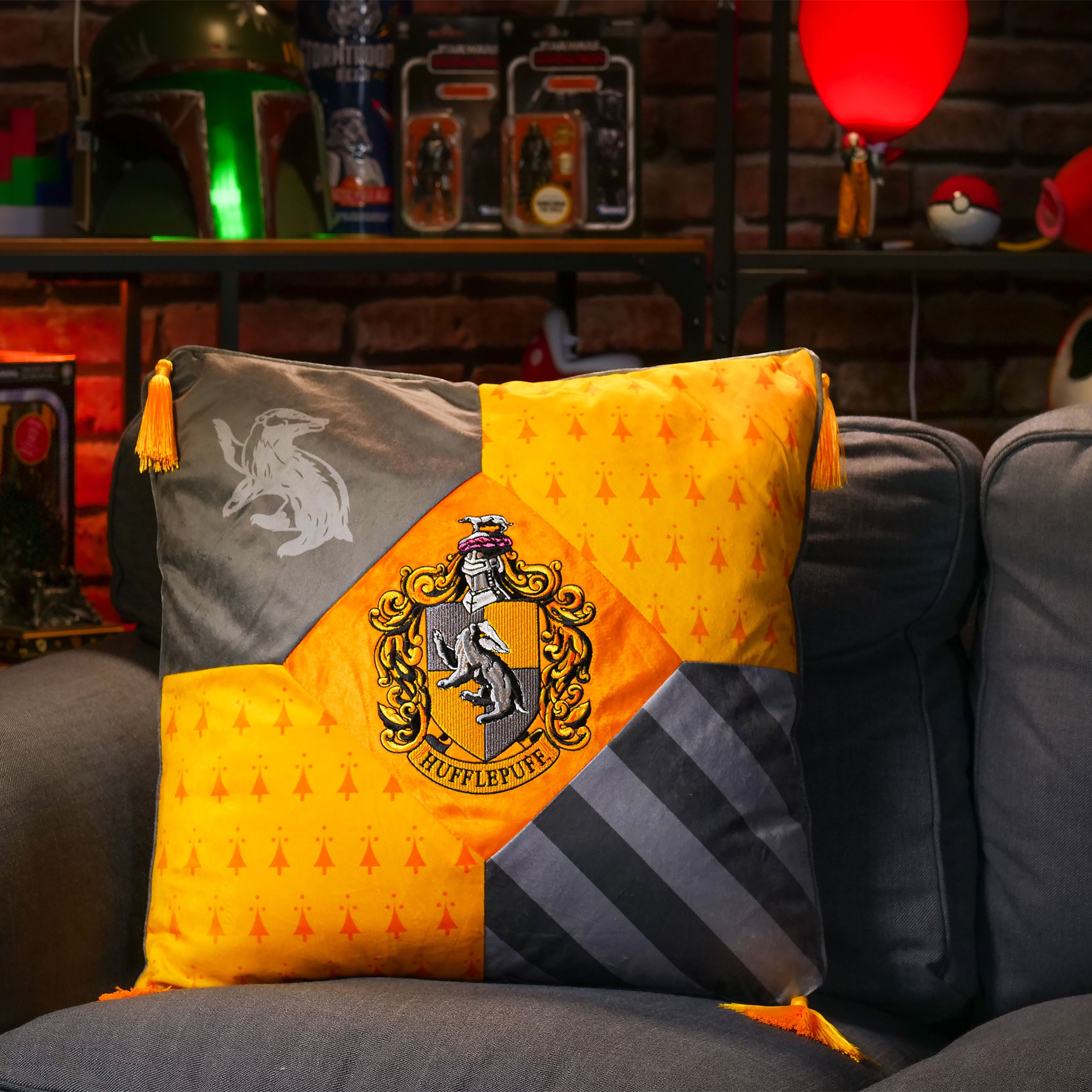 Immagine del prodotto Harry Potter - Cuscino Tassorosso con nappine deluxe