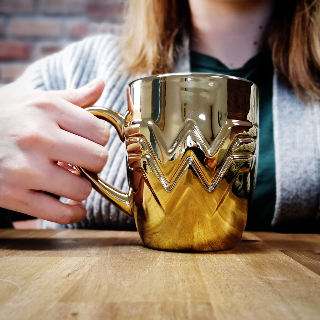 Immagine del prodotto Wonder Woman - Tazza logo dorato