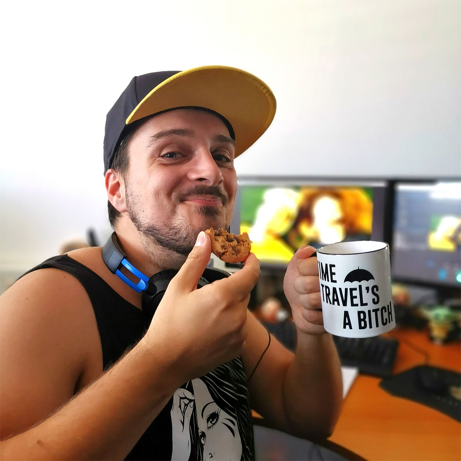 Immagine del prodotto Tazza 'Time Travel's a Bitch' per fan di The Umbrella Academy