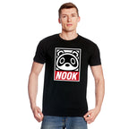 Immagine del prodotto T-shirt di Tom Nook per fan di Animal Crossing nera