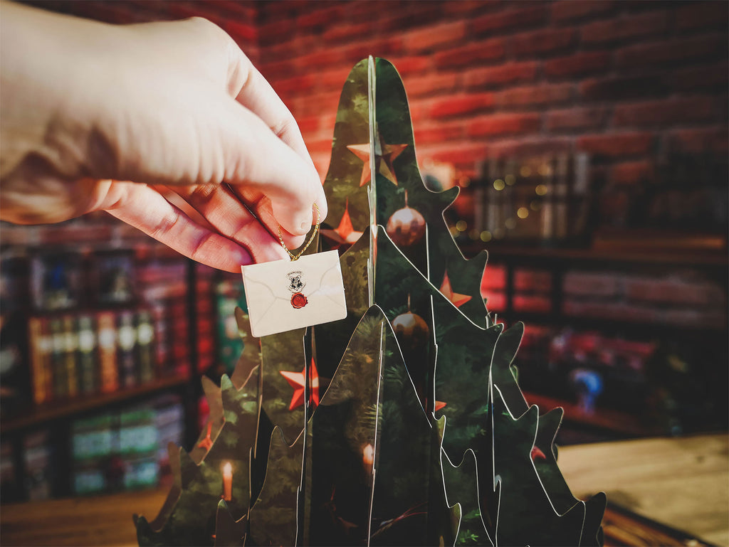 Product image Harry Potter - Christmas in Hogwarts - The Big Advent Calendar Book