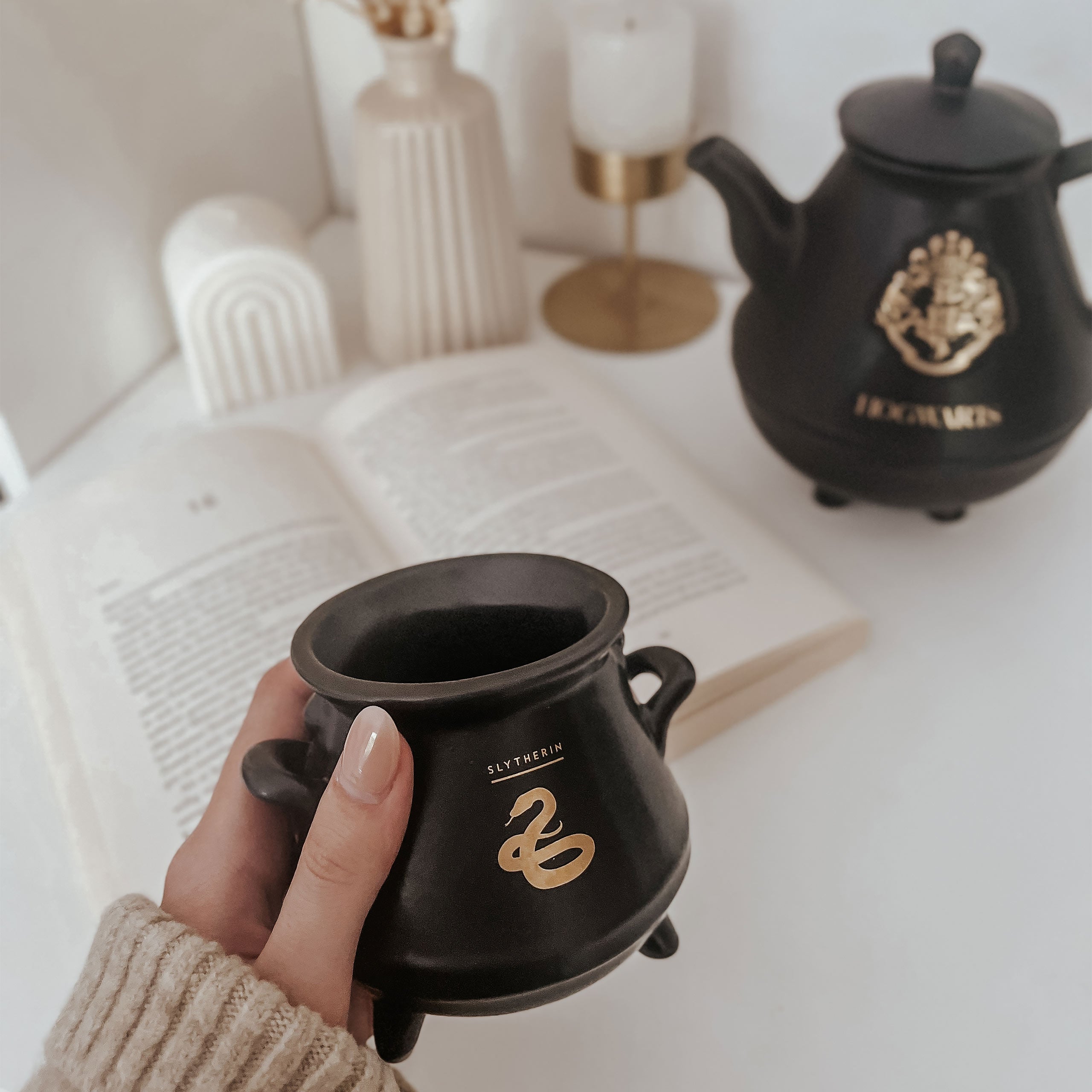 Immagine del prodotto Harry Potter - Set da tè con stemma di Hogwarts