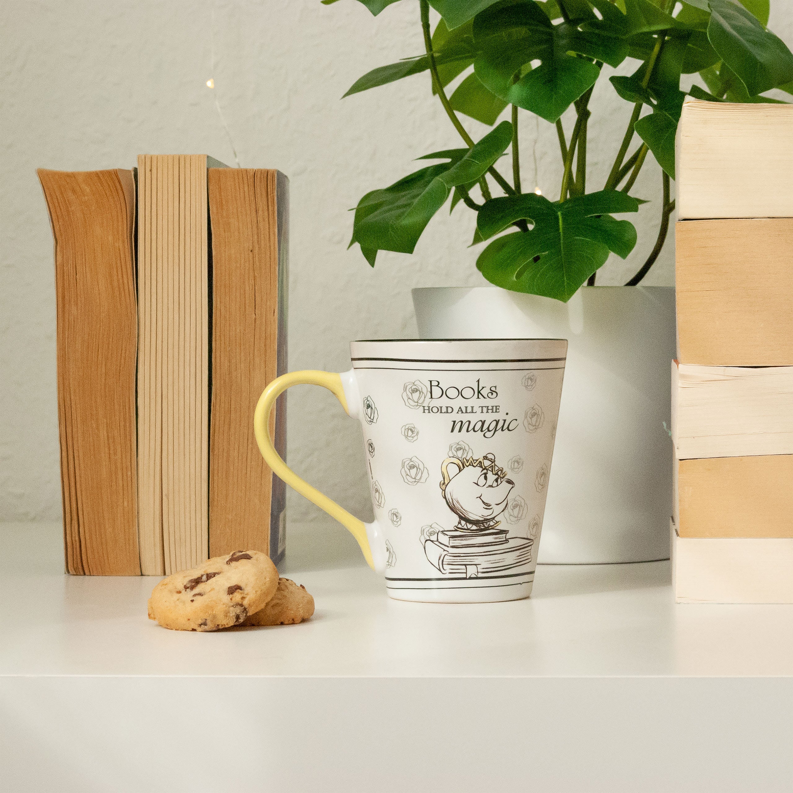 Immagine del prodotto La Bella e la Bestia - Tazza Books Hold Magic