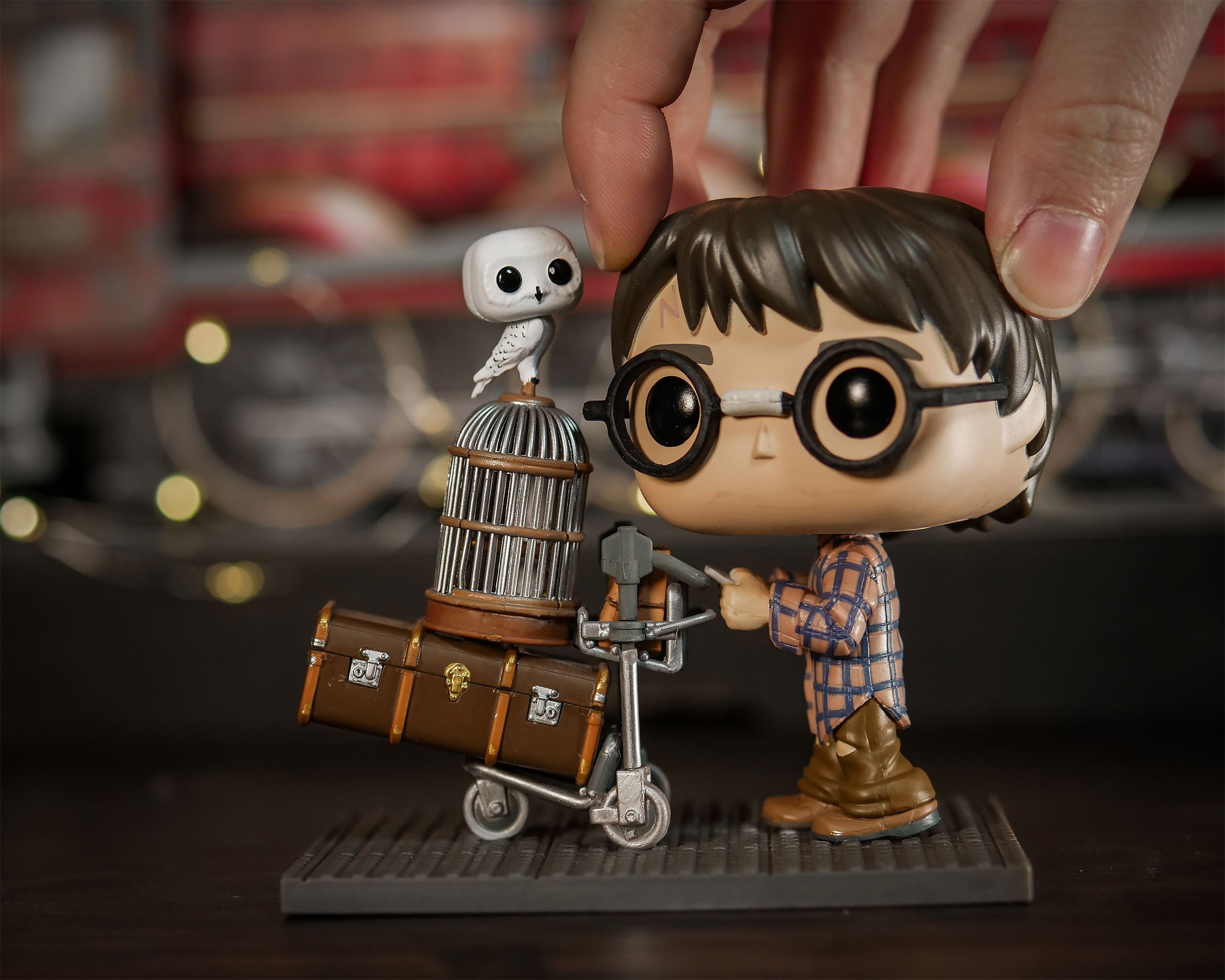 Product image Harry Potter with luggage trolley at platform 9 3/4 Funko Pop figure