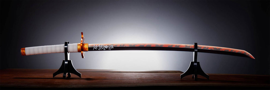 Immagine del prodotto Demon Slayer - Replica della spada Nichirin di Kyojuro Rengoku