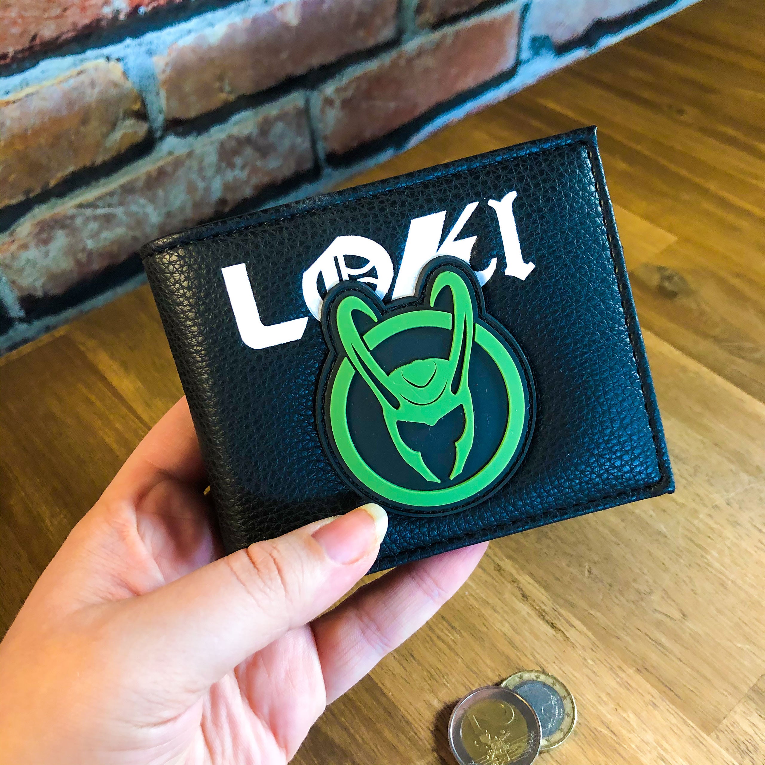 Immagine del prodotto Loki - Portafoglio nero con badge logo