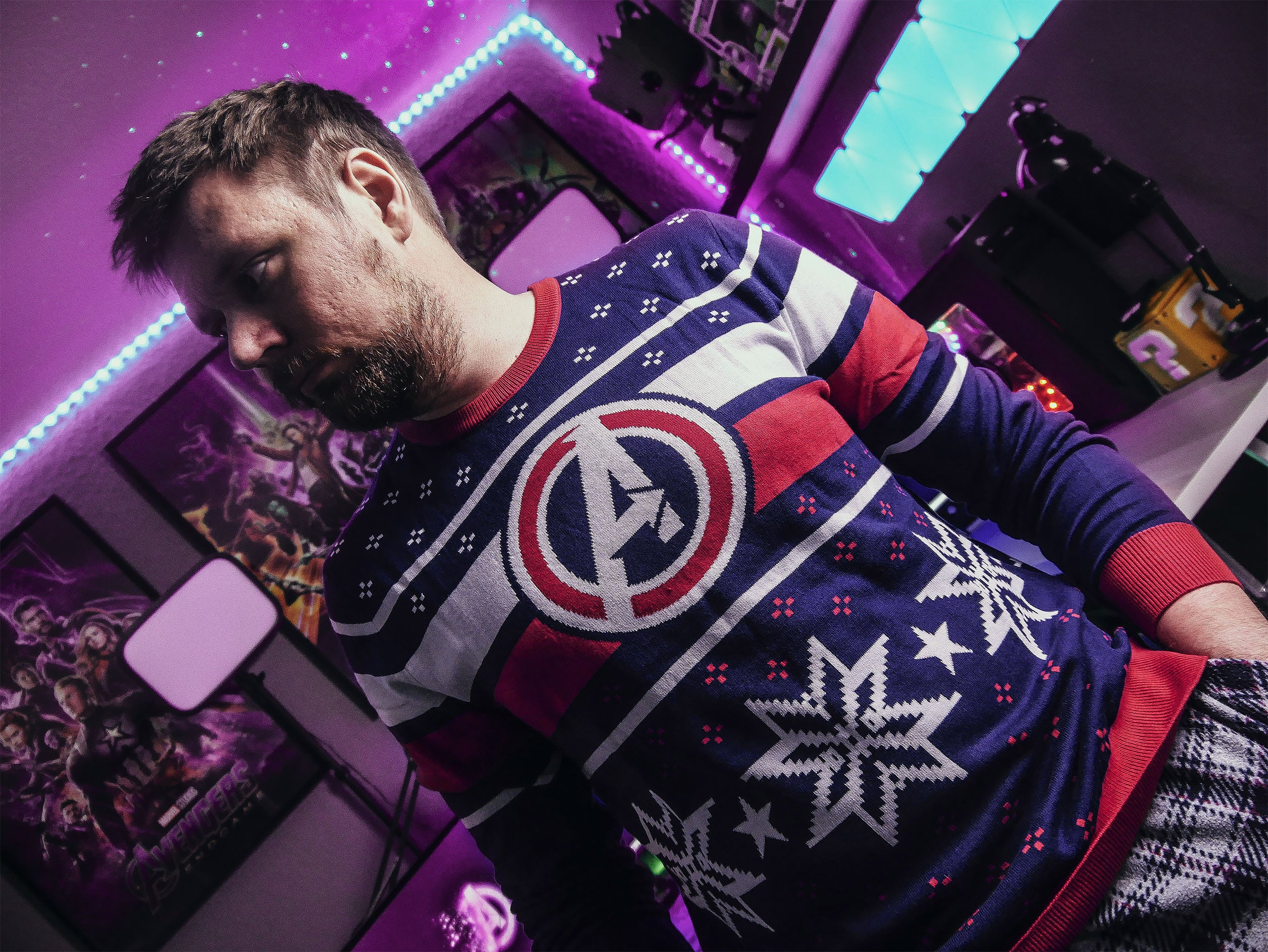 Immagine del prodotto Avengers - Maglione a maglia con logo