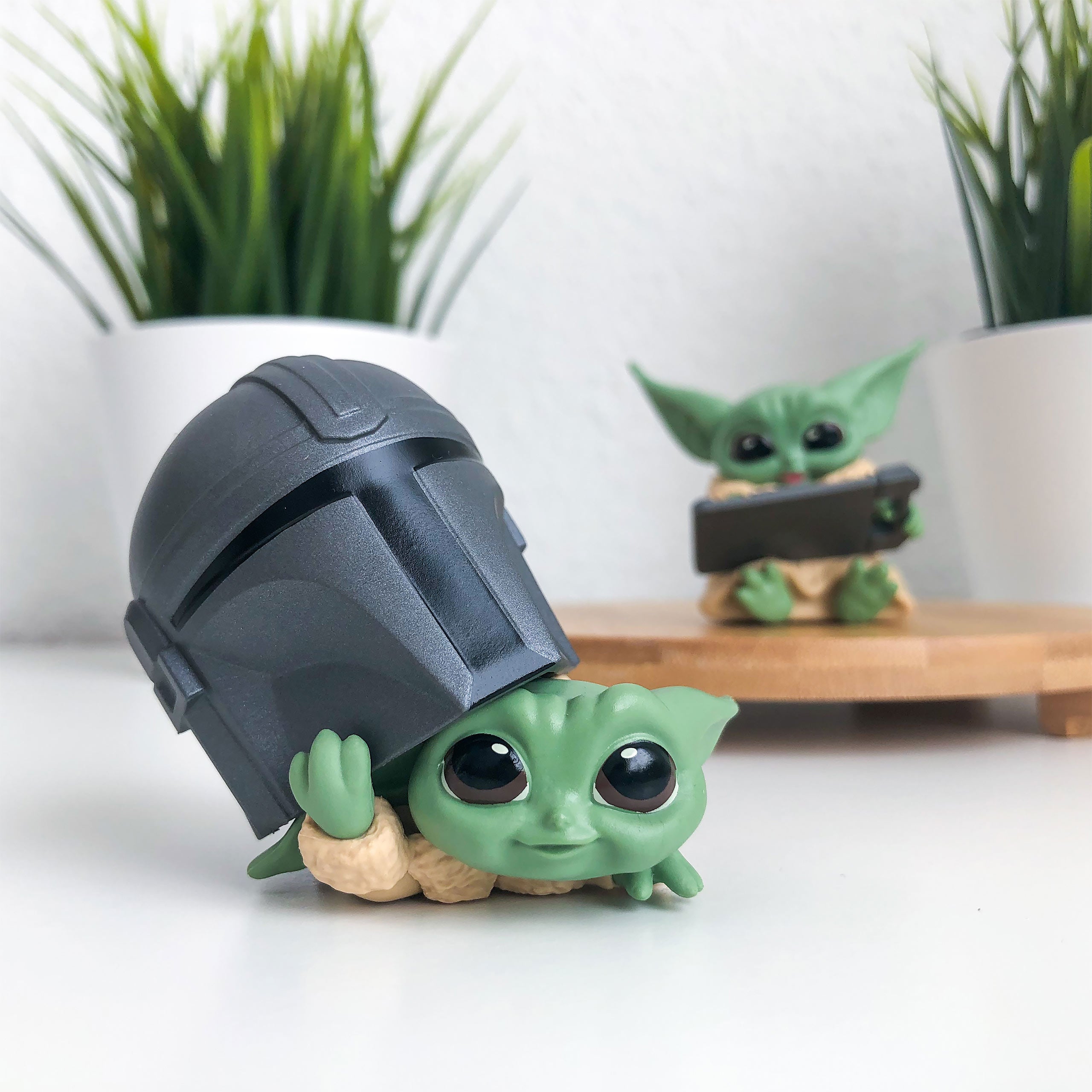 Product image Grogu with Helmet and Tablet Mini Figure Set - Star Wars The Mandalorian
